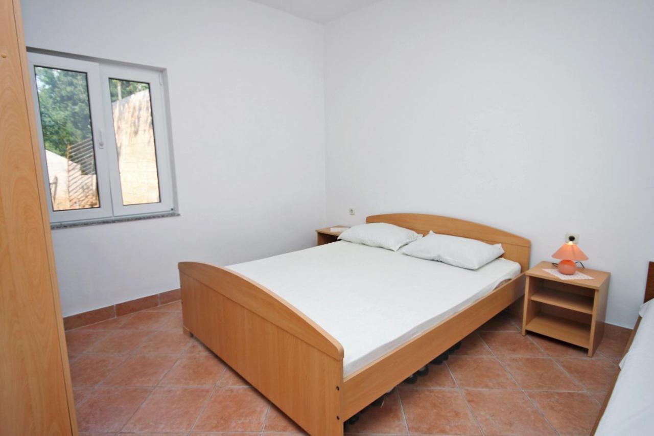 Apartments By The Sea Metajna, Pag - 6351 Bagian luar foto