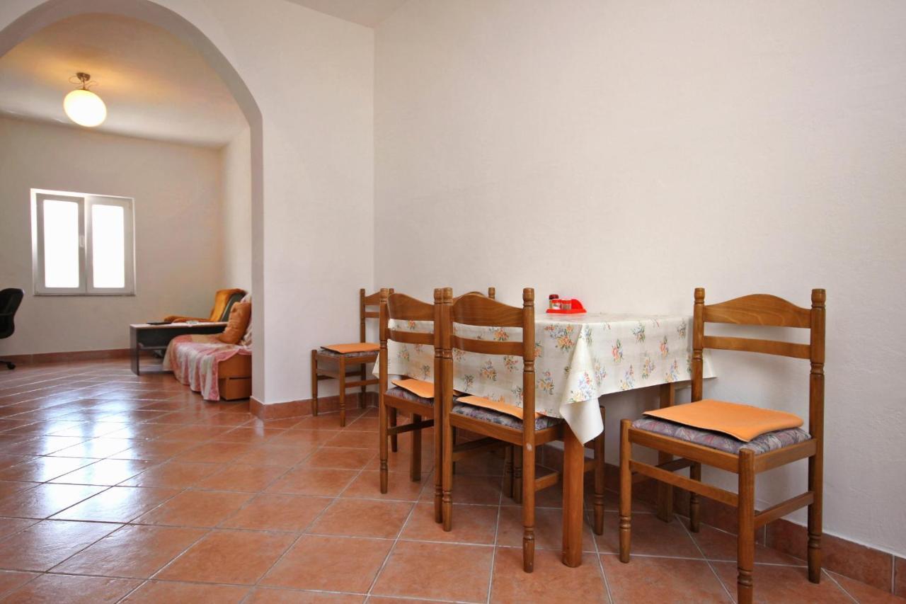 Apartments By The Sea Metajna, Pag - 6351 Bagian luar foto