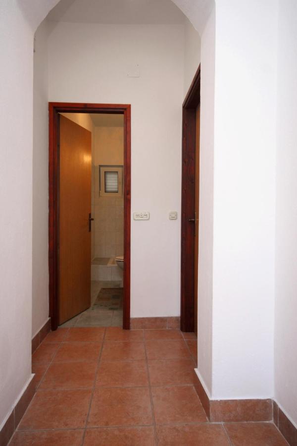Apartments By The Sea Metajna, Pag - 6351 Bagian luar foto