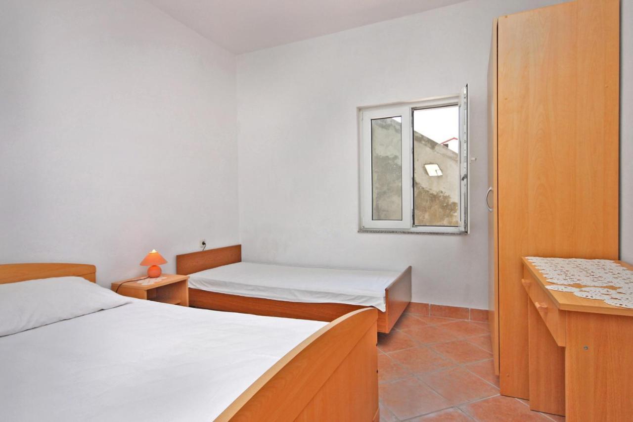 Apartments By The Sea Metajna, Pag - 6351 Bagian luar foto