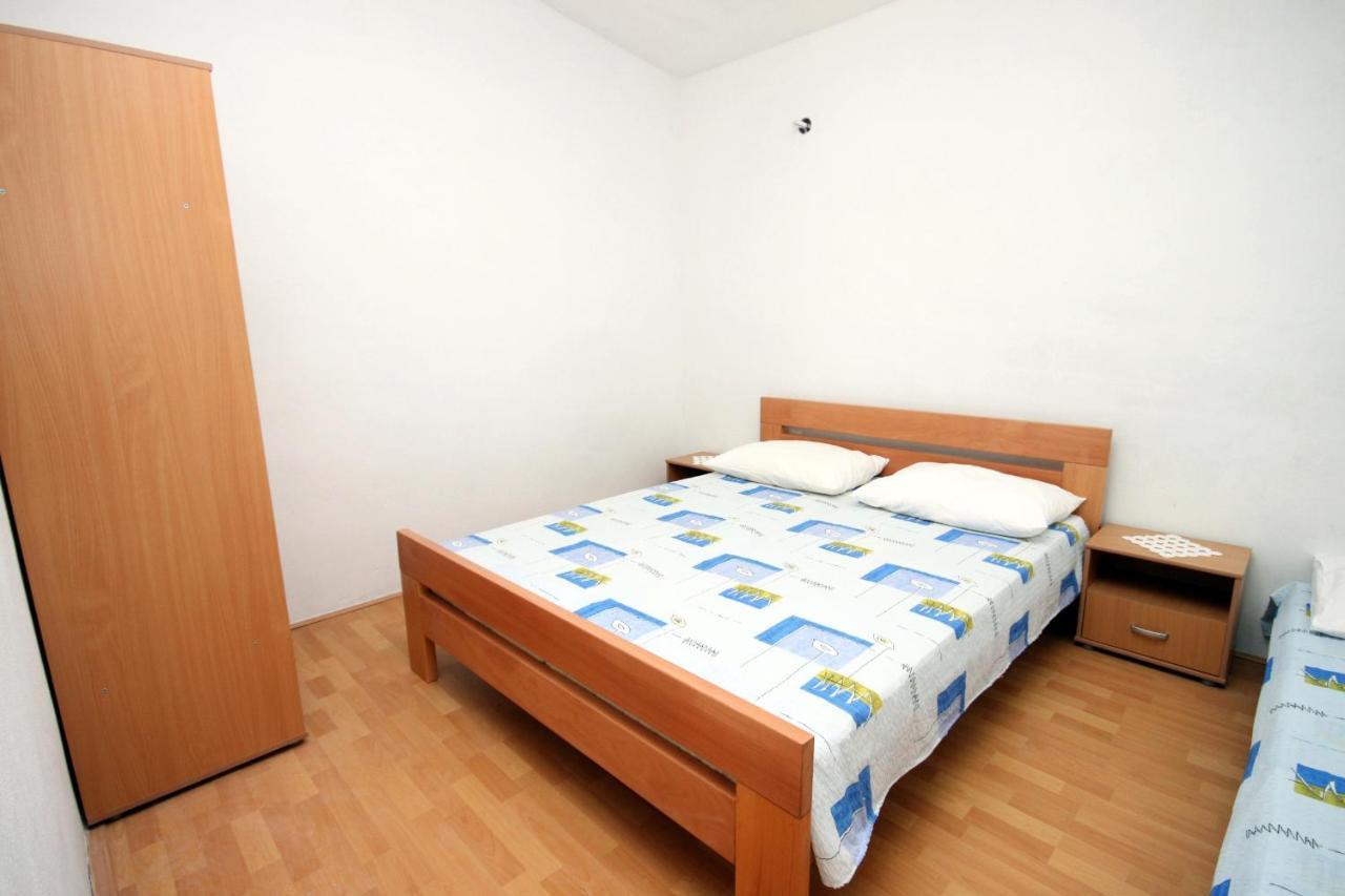 Apartments By The Sea Metajna, Pag - 6351 Bagian luar foto